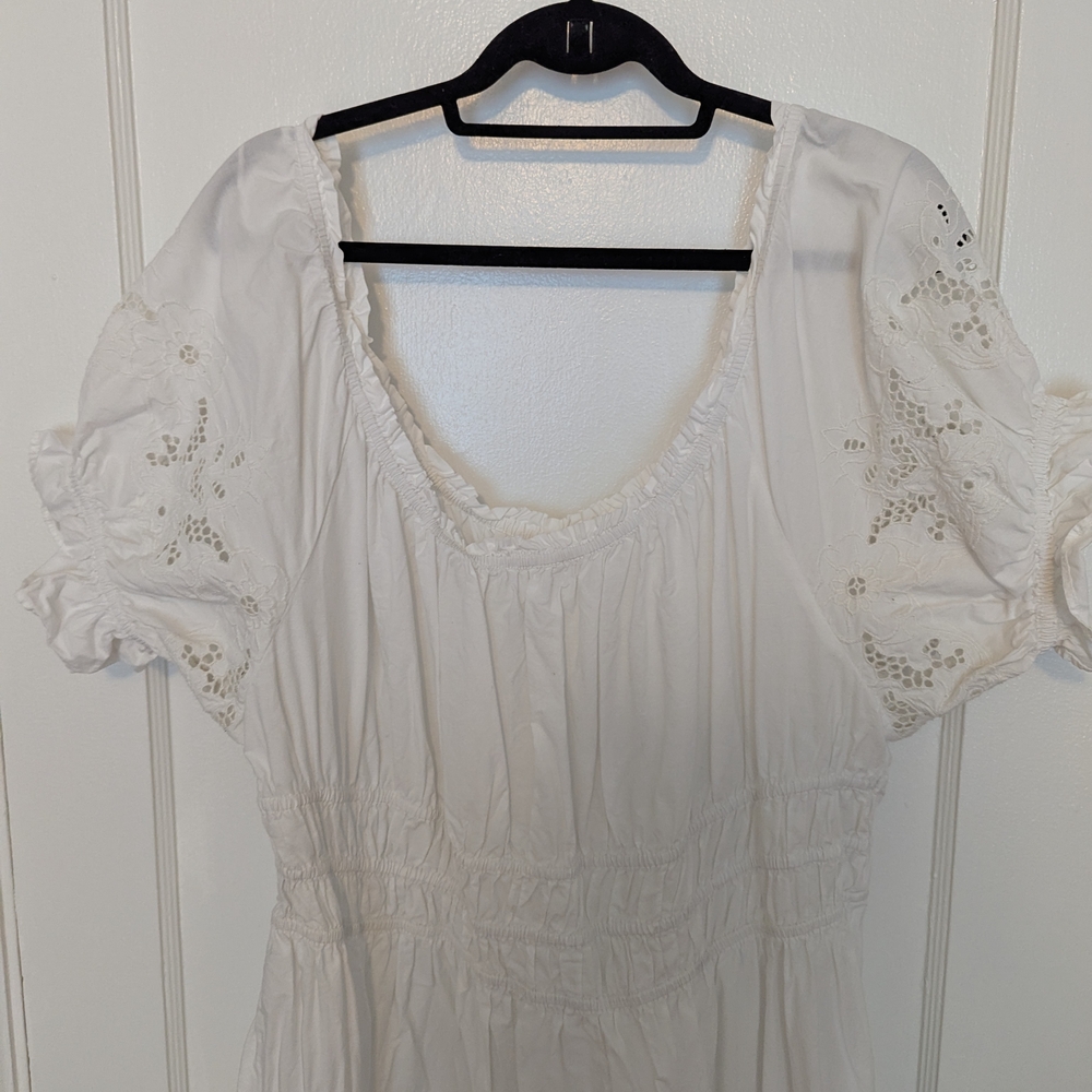 H&M White Maxi Dress with Eyelet Sleeves - Picture 2 of 6